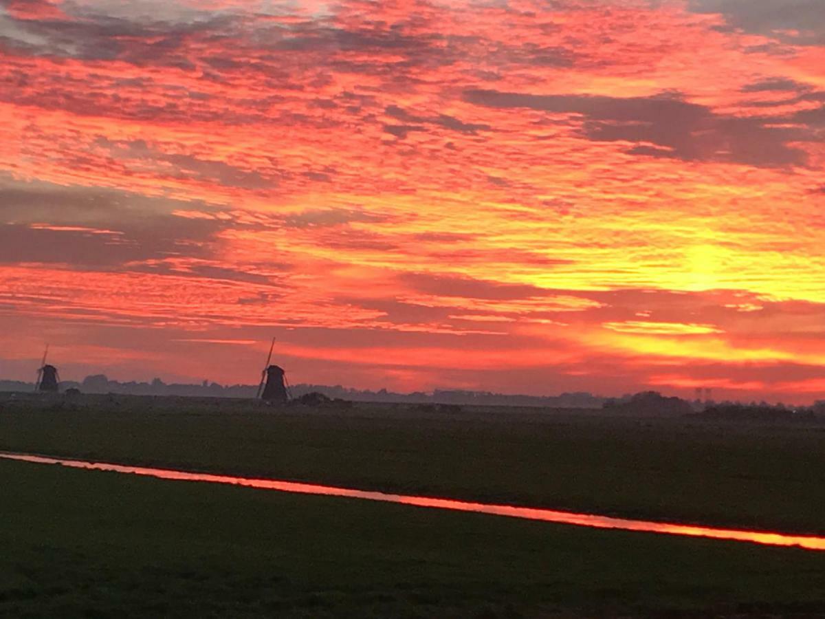 Dobberhuisje Nieuwkoop Buitenkant foto